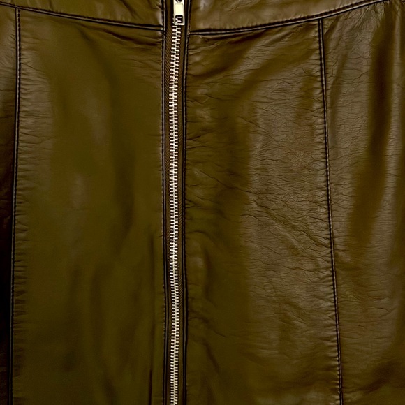 Forever 21 Olive Green Mini Skirt - Picture 7 of 9